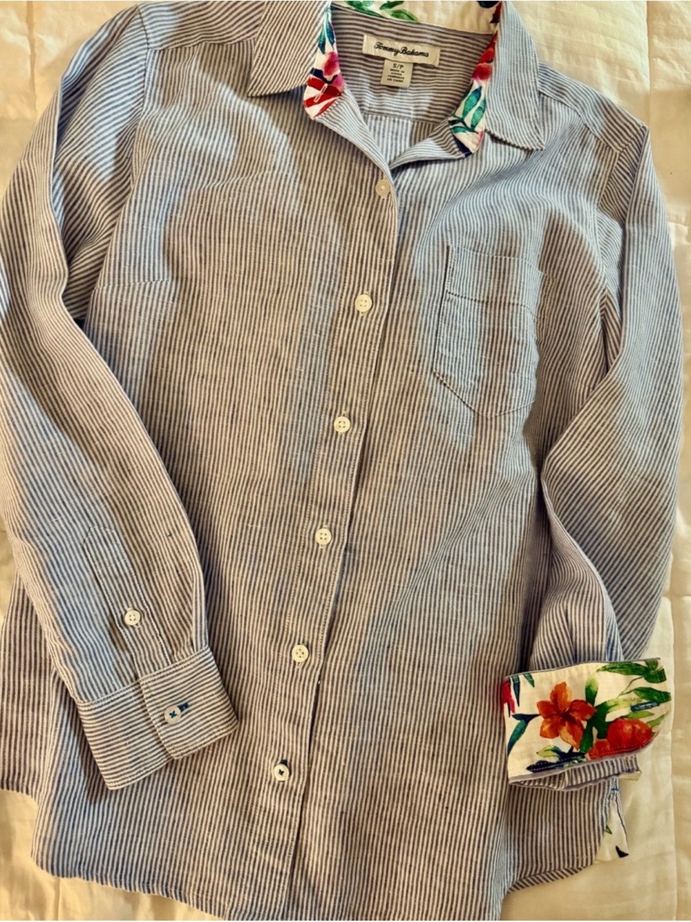 Tommy Bahama Women’s Striped/floral Button-Down Shirt - linen blend small